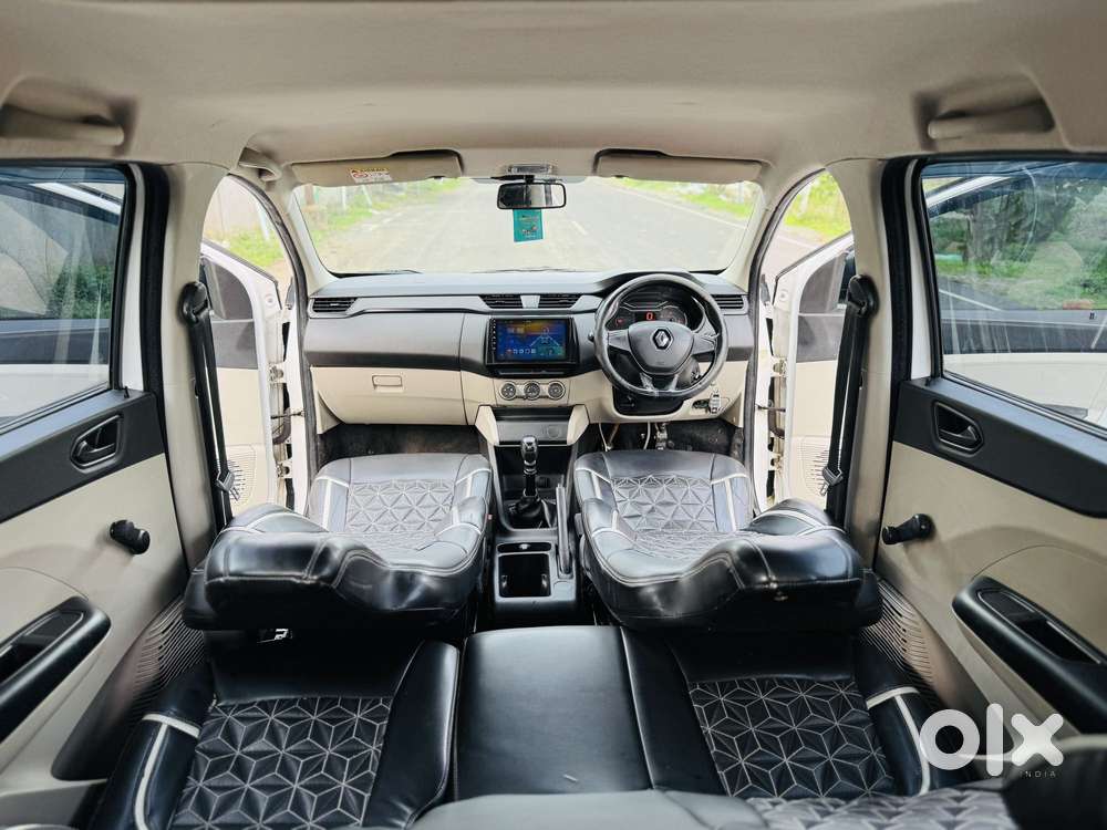 Renault Triber 1.0 Rxe, 2022, Petrol