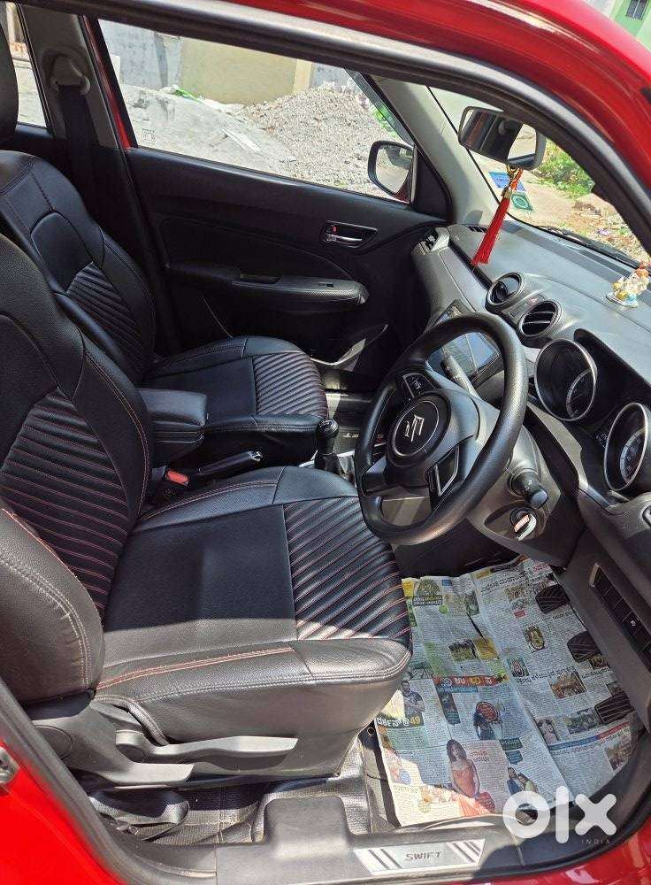 Maruti Suzuki Swift Vxi + Manual, 2022, Petrol