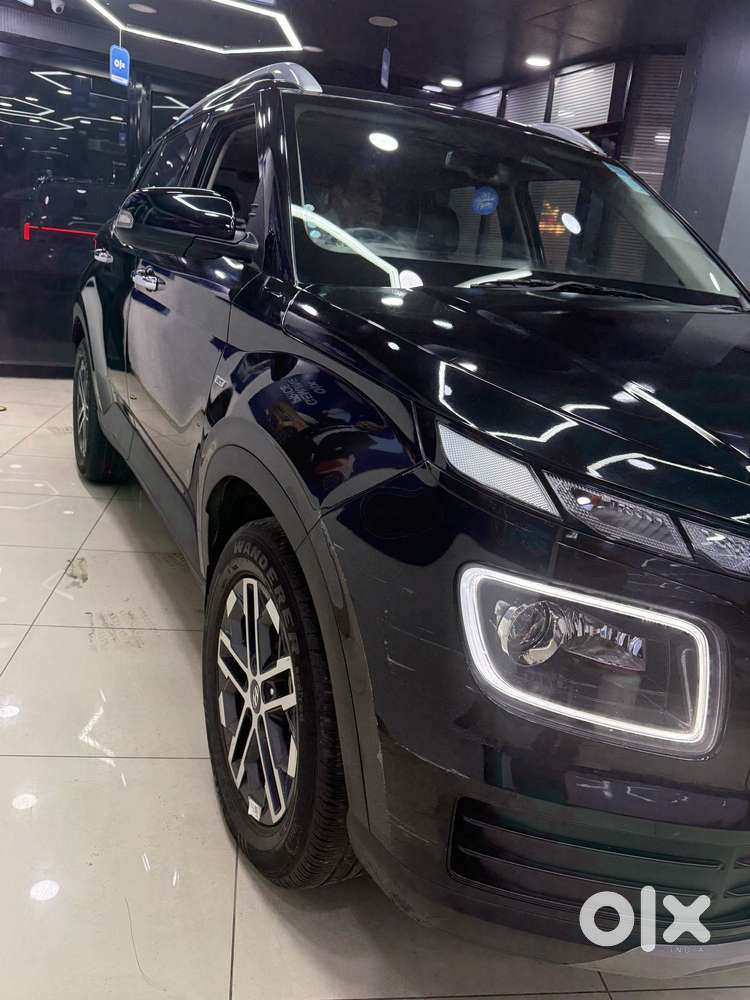 Hyundai Venue 1.0 Sx (o) Turbo Dct, 2024, Petrol