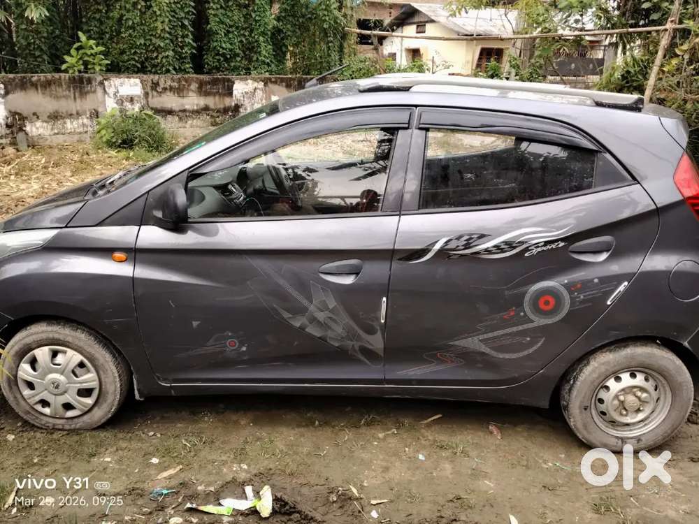Hyundai Eon 2015 Petrol 56756 Km Driven