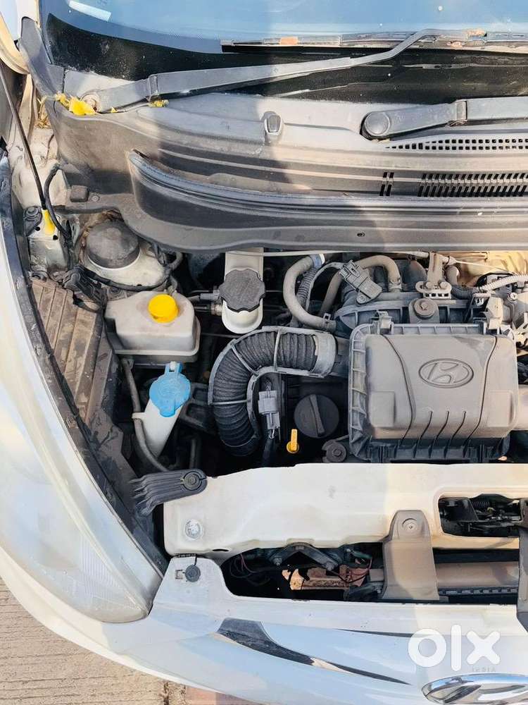 Hyundai Petrol Manual 2011