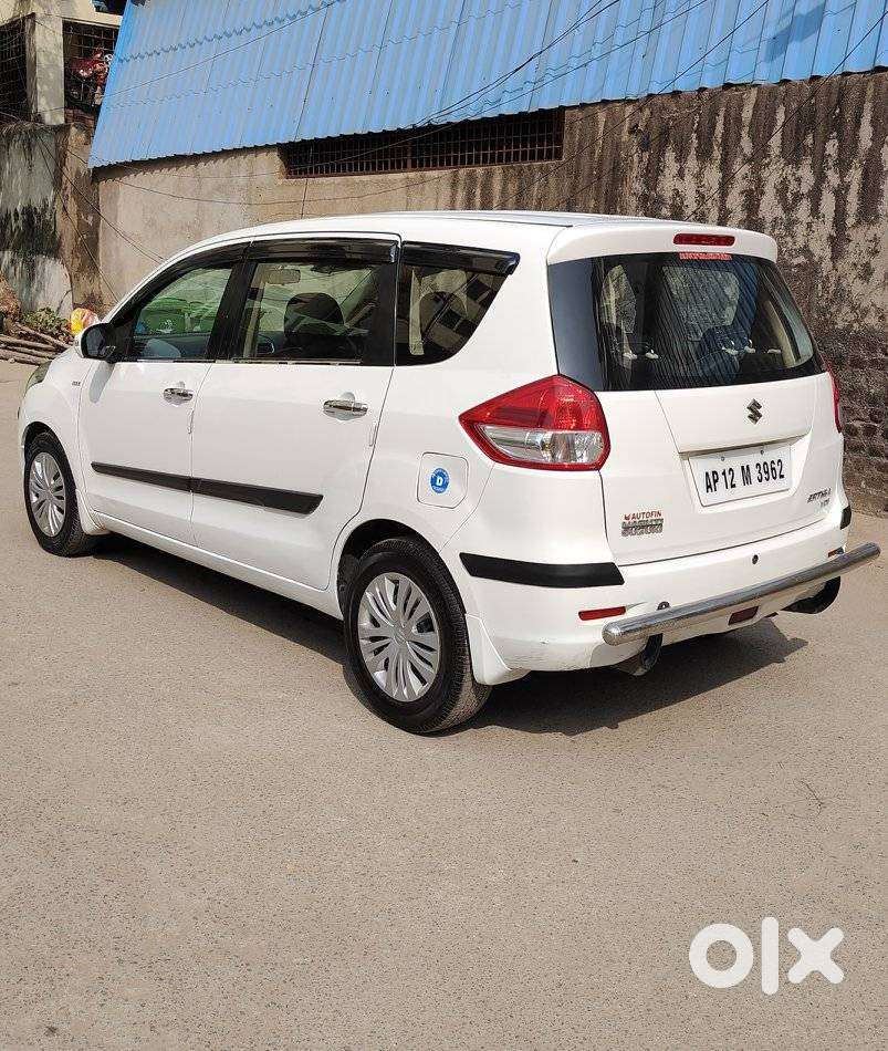 Maruti Suzuki Ertiga 2012-2015 Vdi, 2013, Diesel