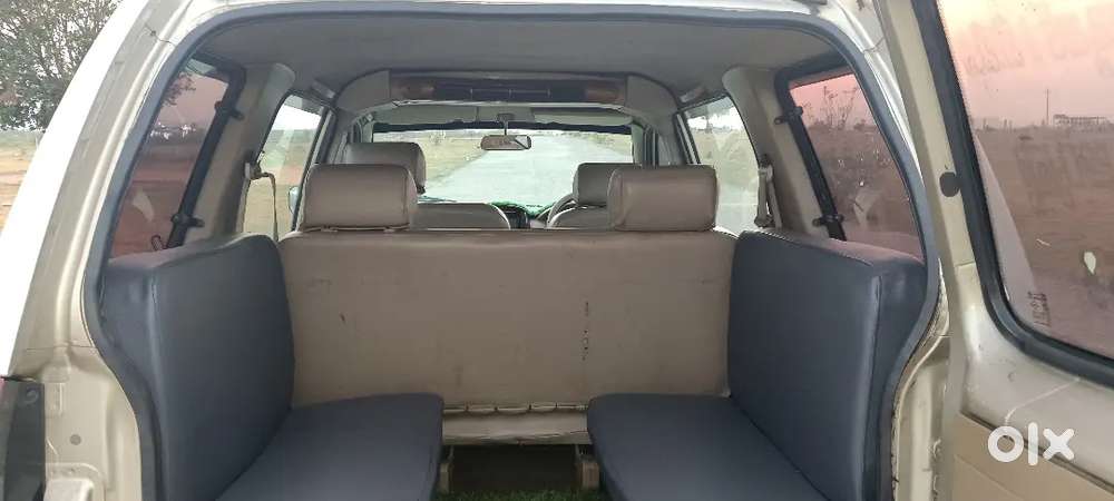 Chevrolet Tavera 2011 Diesel 180000 Km Driven
