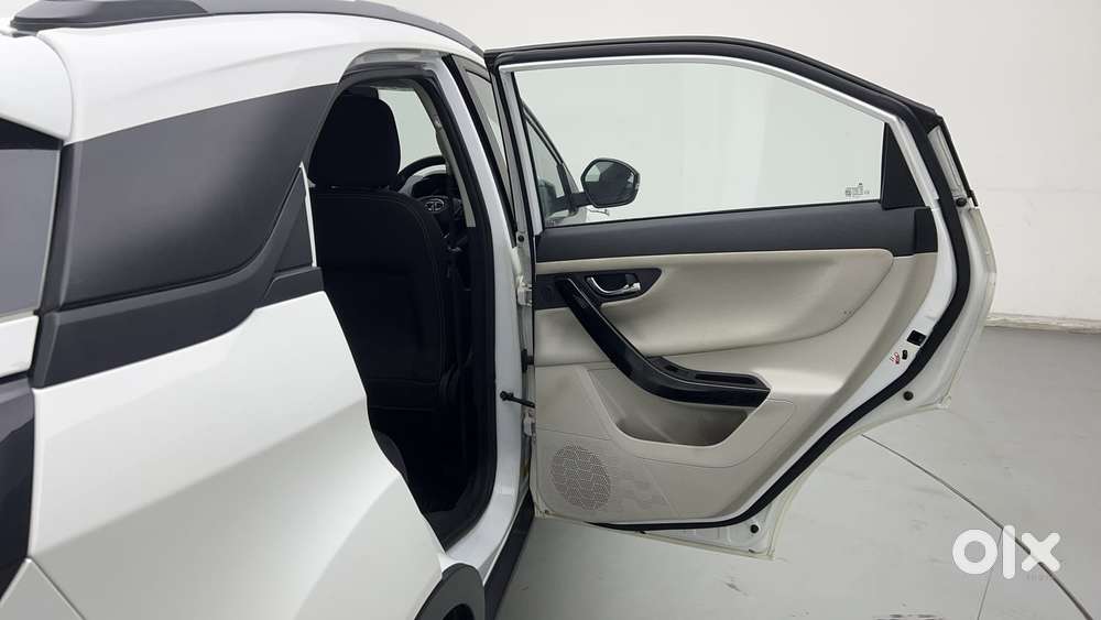 Tata Nexon 1.2 Revotron Xz Plus (s), 2023, Petrol