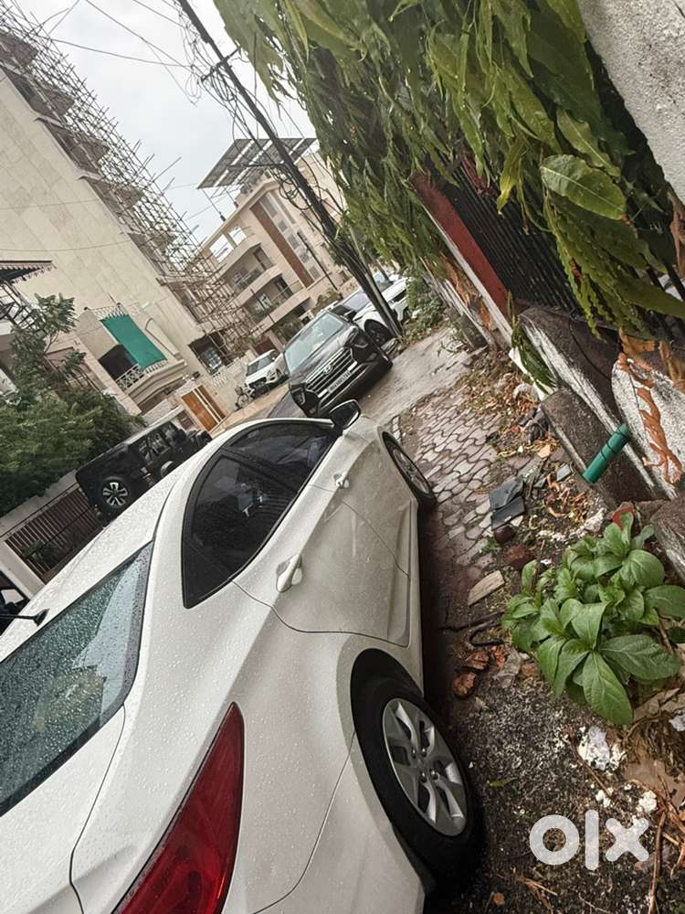 Hyundai Verna 2016 Petrol Well Maintained
