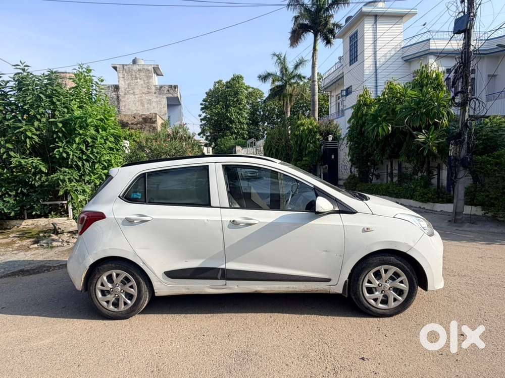 Hyundai Grand I10 2019 Model Car