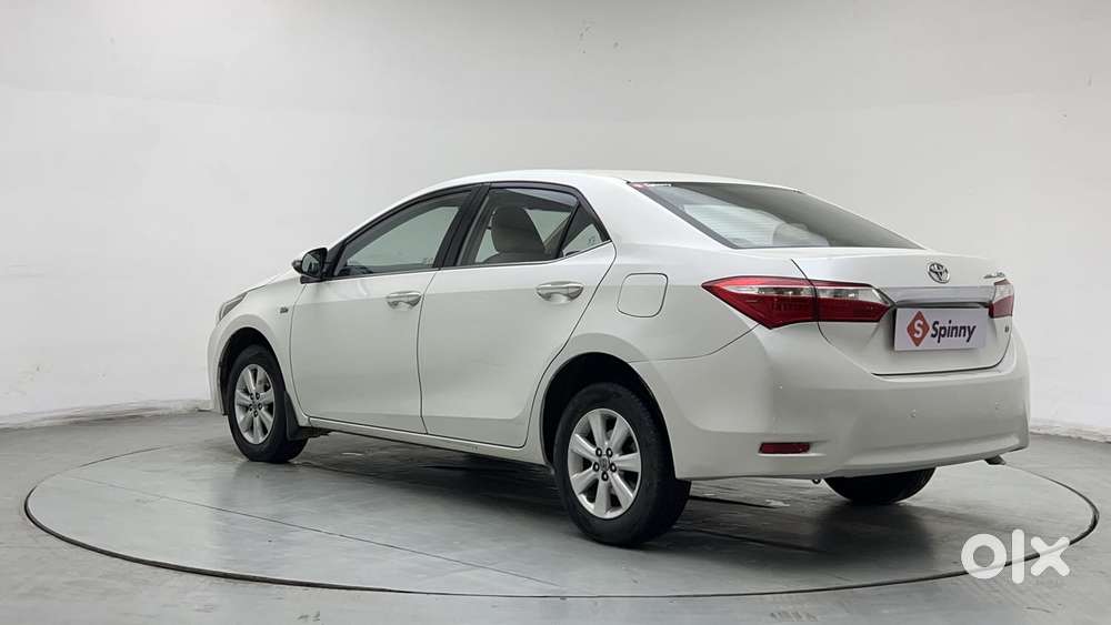 Toyota Corolla Altis 1.8 G, 2015, Petrol