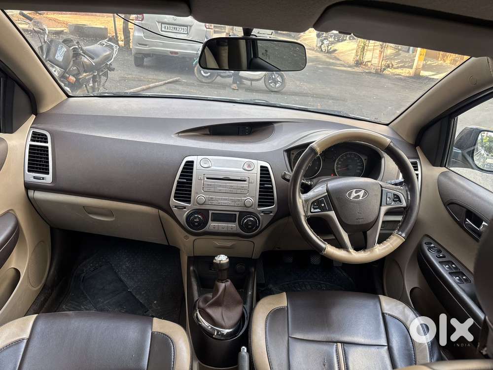 Hyundai I20 Sportz Petrol, 2011, Petrol