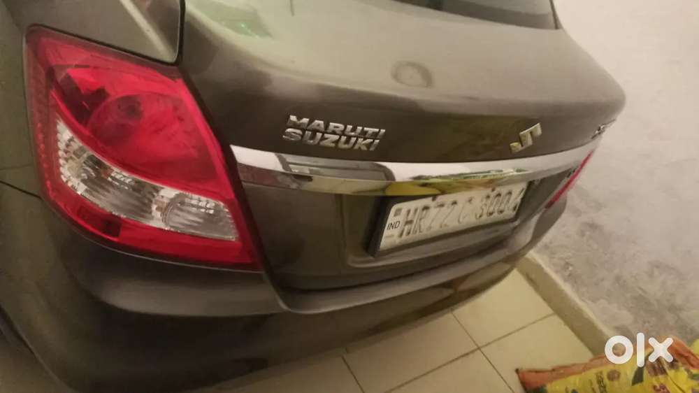 Maruti Suzuki Dzire 2016 Petrol 85712 Km Driven
