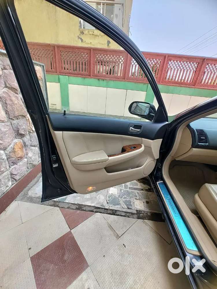 Honda Accord 2007 Petrol 25000 Km Driven