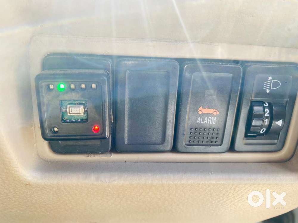 Maruti Suzuki Swift Dzire 1.3 Vxi, 2018, Cng & Hybrids