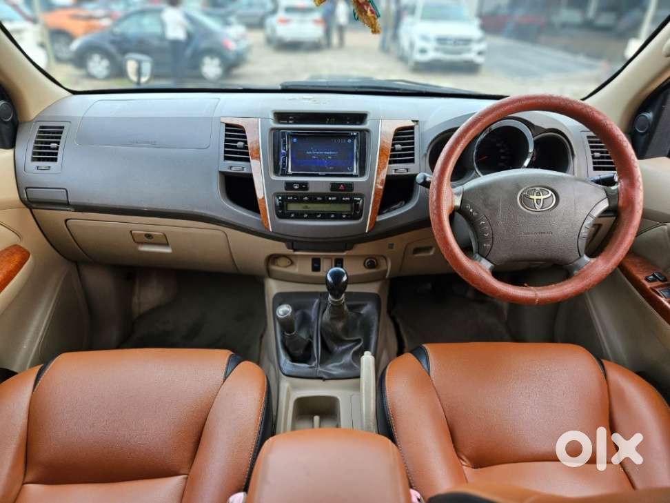 Toyota Fortuner 3.0 Ltd, 2011, Diesel