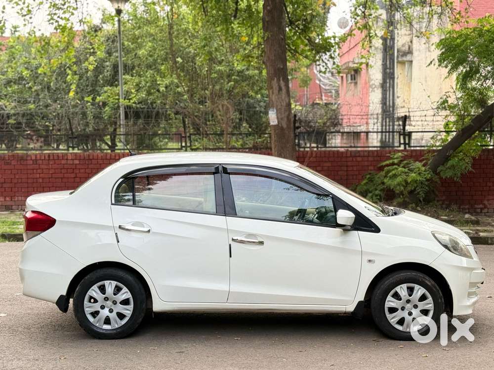 Honda Amaze V 1.2 Petrol Cvt, 2014, Petrol