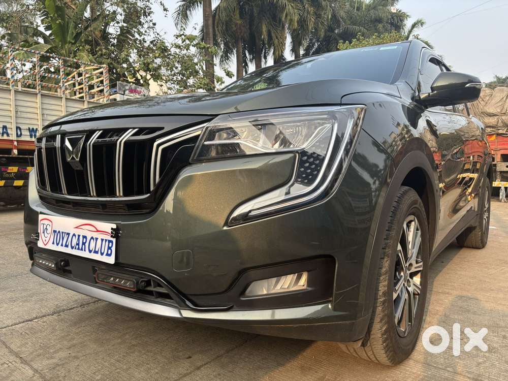 Mahindra Xuv700 2.0 Ax 7 Petrol At Str, 2025, Petrol