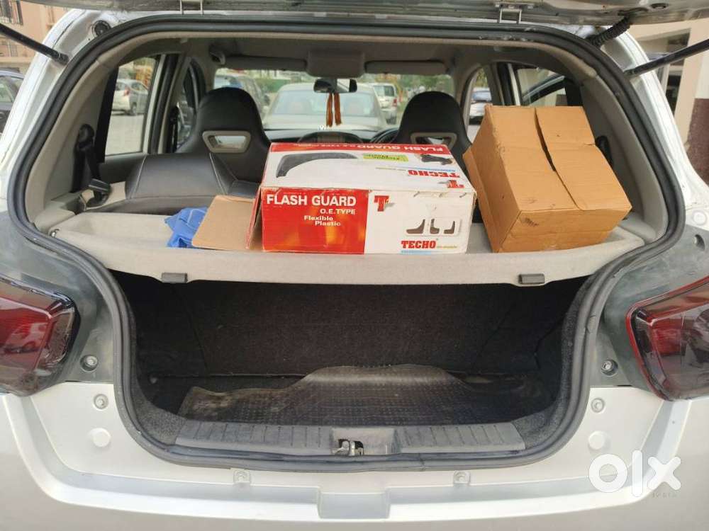 Mahindra Kuv 100 Mfalcon D75 K4 Plus, 2017, Petrol