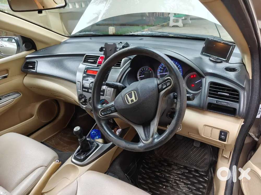 Honda City 2012 Petrol Well Maintained, Full Option.
