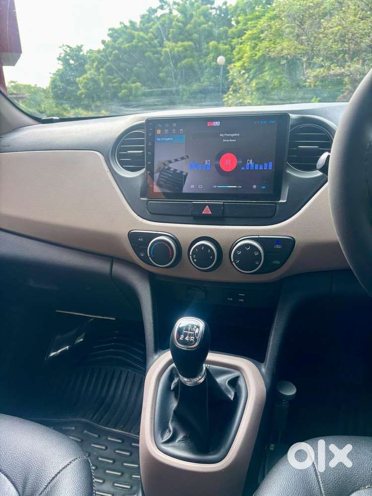 Hyundai Grand I10 Sportz, 2016, Petrol