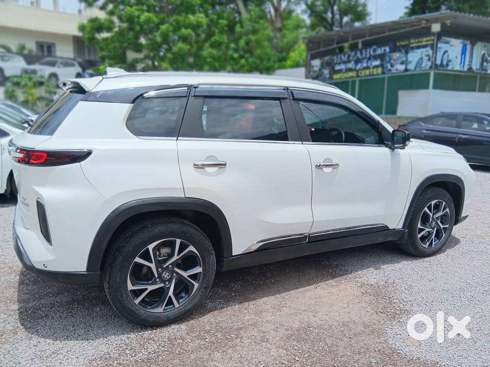Toyota Urban Cruiser Hyryder 1.5 V Hybrid, 2024, Cng & Hybrids