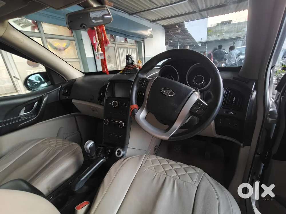 Mahindra Xuv500 W9 Diesel Dec 2017 Year