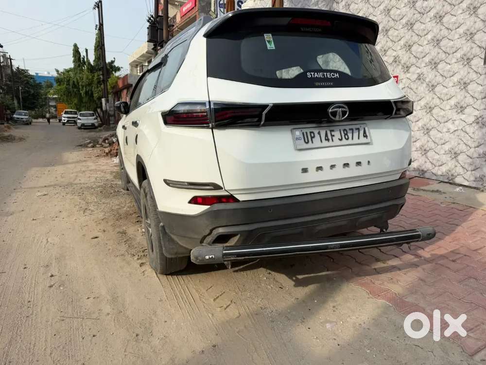 Tata Safari Sunroof Alloy Wheels 2022 December Mid
