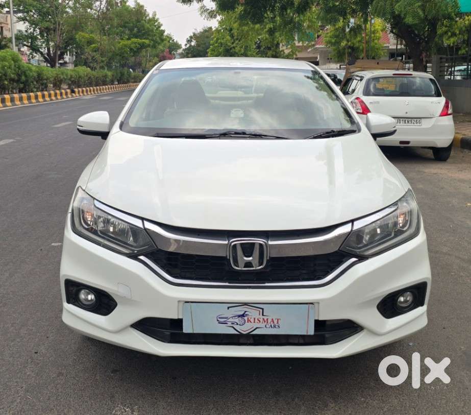 Honda City I-vtec V, 2020, Petrol