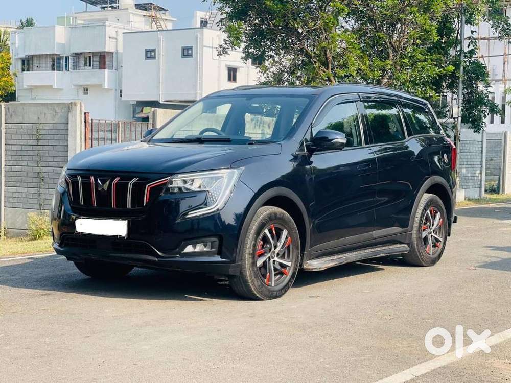 Mahindra Xuv700 2.0 Ax 5 Petrol Mt Str, 2022, Petrol