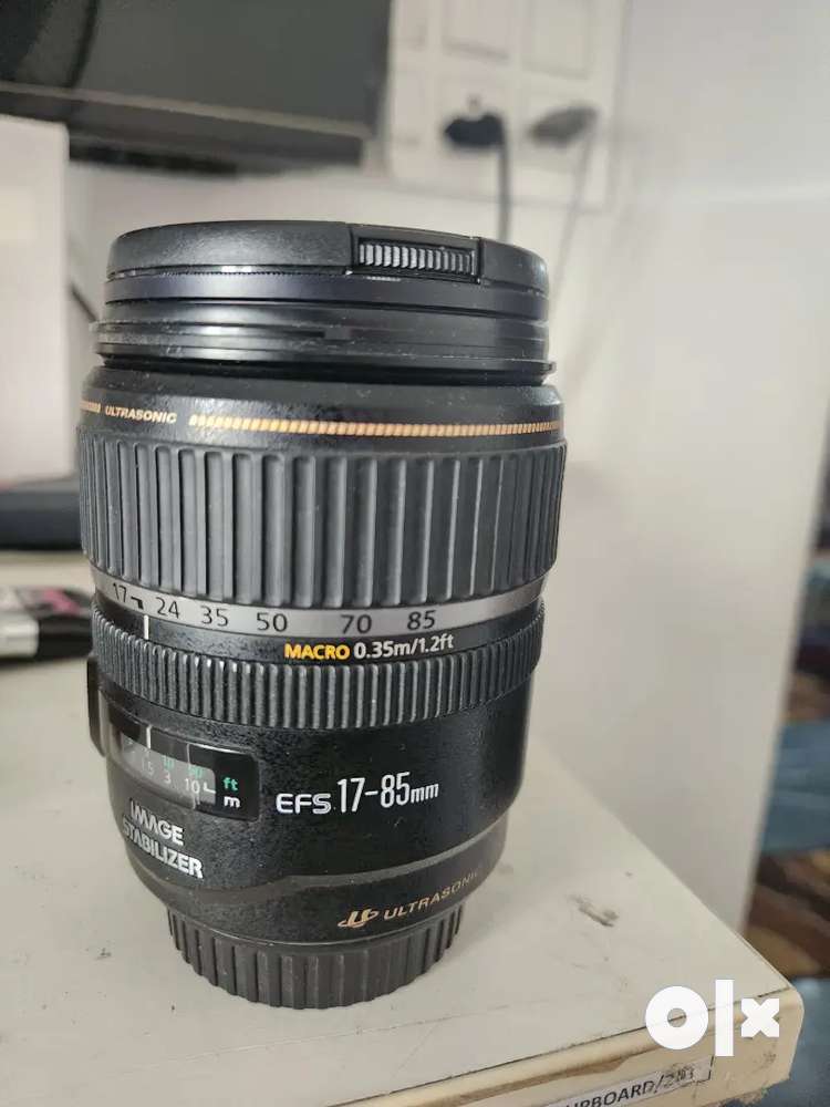 Canon EF-S 17-85mm F/4-5.6 Zoom Lens for Canon DSLR Camera