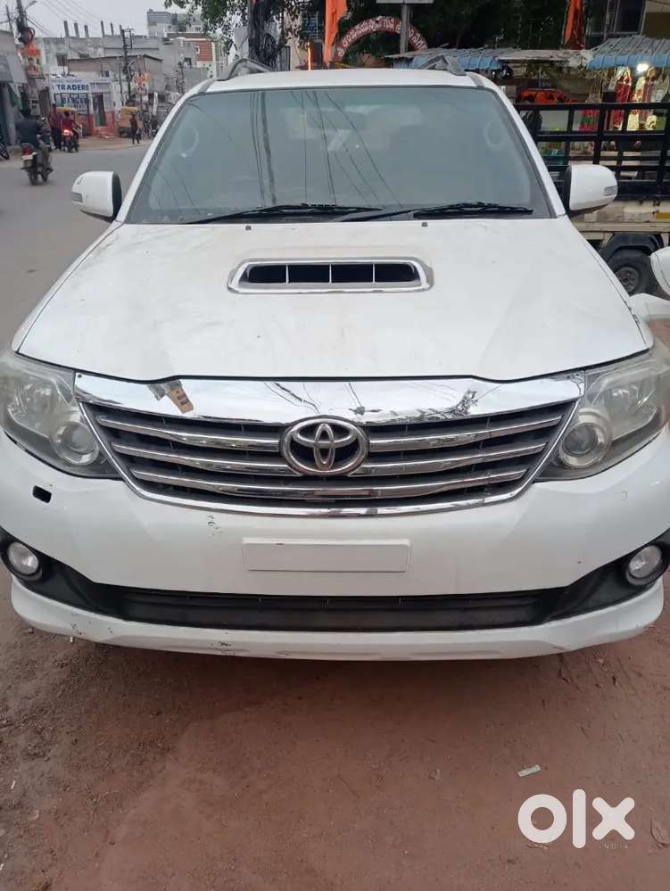 Toyota Fortuner 2013 Diesel Well Maintained