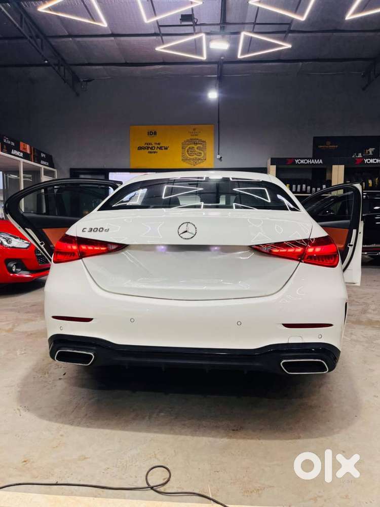 Mercedes-benz C300d Amg Line – July 2023  Only 16,000 Km  Immaculate
