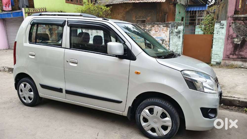 Maruti Suzuki Wagon R 1.0 Vxi Plus (o) Amt, 2016, Petrol