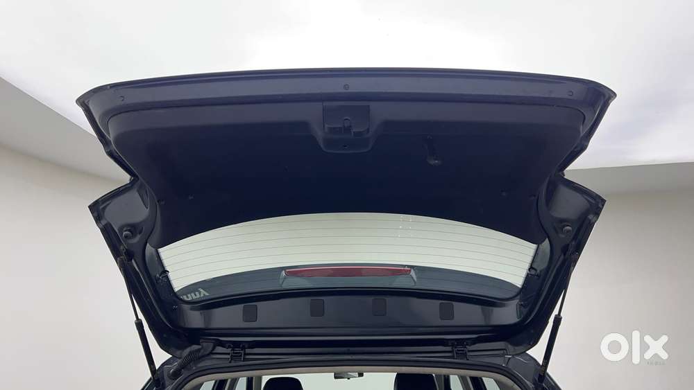 Volkswagen Taigun 1.0 Tsi Highline At, 2022, Petrol