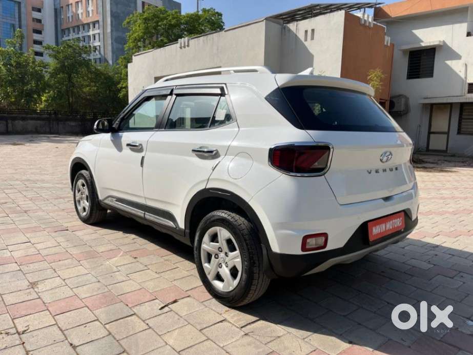 Hyundai Venue S Plus Mt 1.2 Kappa, 2021, Petrol