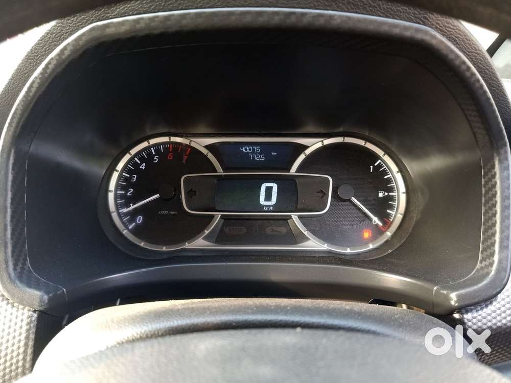 Nissan Kicks Petrol, 2022, Petrol