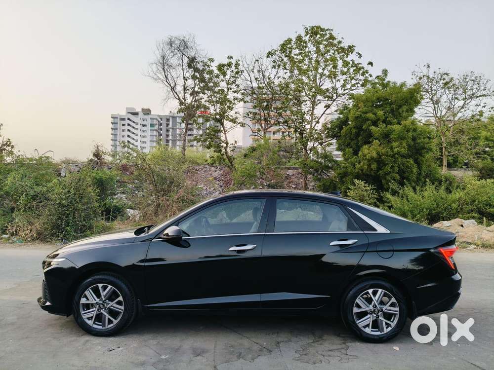 Hyundai Verna 1.5 Sx Vtvt Ivt, 2023, Petrol