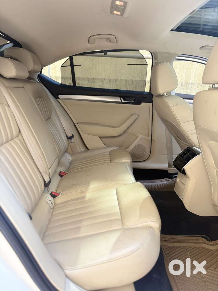 Skoda Superb Style 1.8 Tsi At, 2016, Petrol