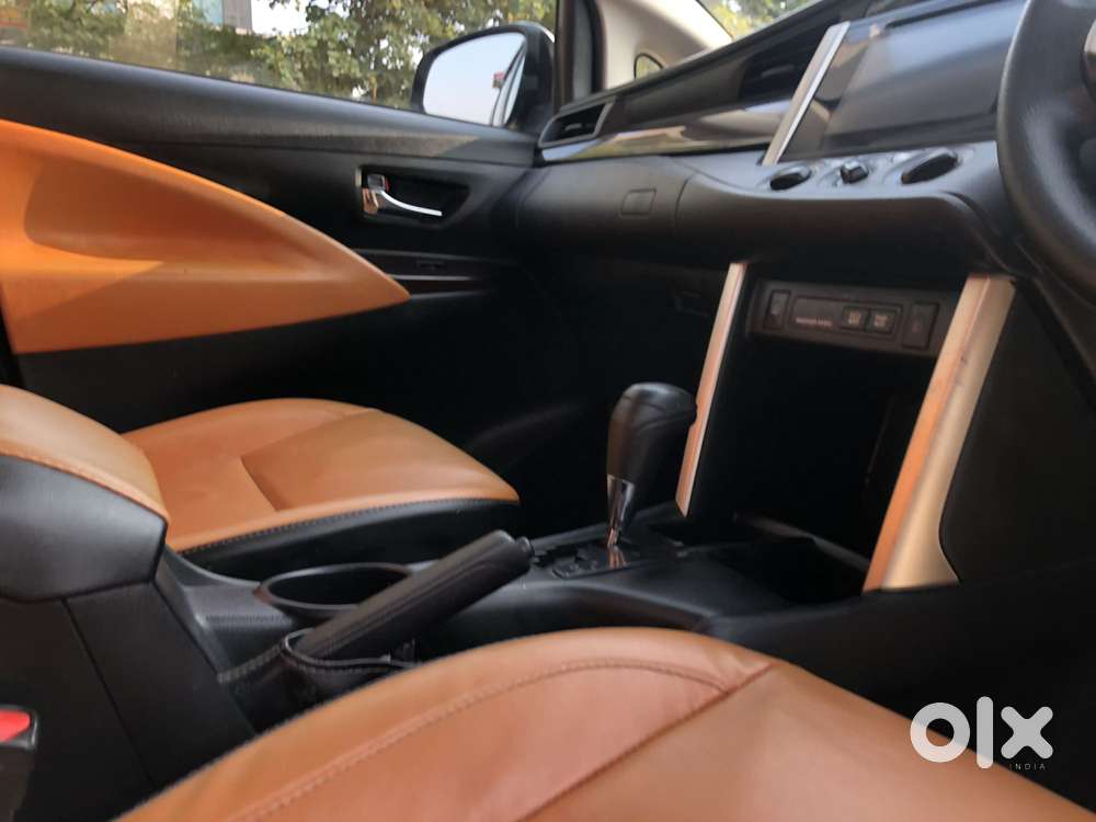 Toyota Innova Crysta 2.8 Gx At 8 Seater, 2019, Diesel