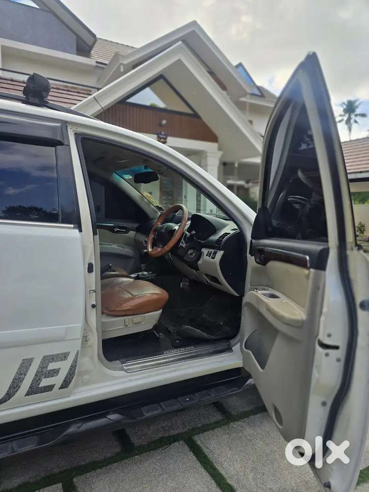 Mitsubishi Pajero Sport 2016 Automatic 4x2