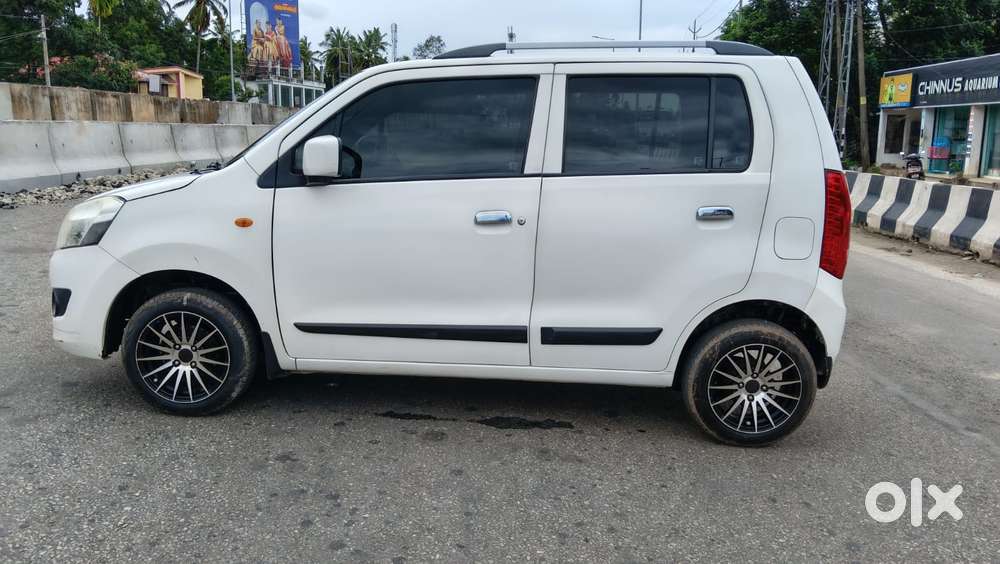 Maruti Suzuki Wagon R 1.0 Vxi Amt, 2018, Petrol