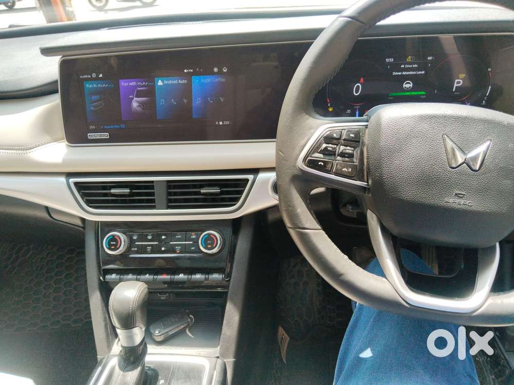 Mahindra Xuv700 2.2 Ax 7 Diesel At Luxury Pack Str, 2023, Diesel