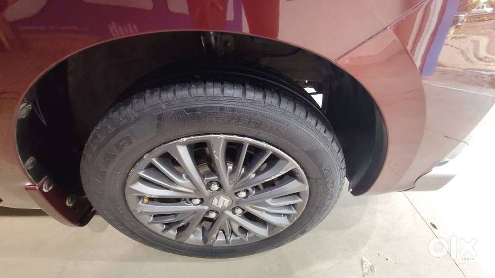Maruti Suzuki Ertiga Zxi Plus Shvs, 2020, Petrol