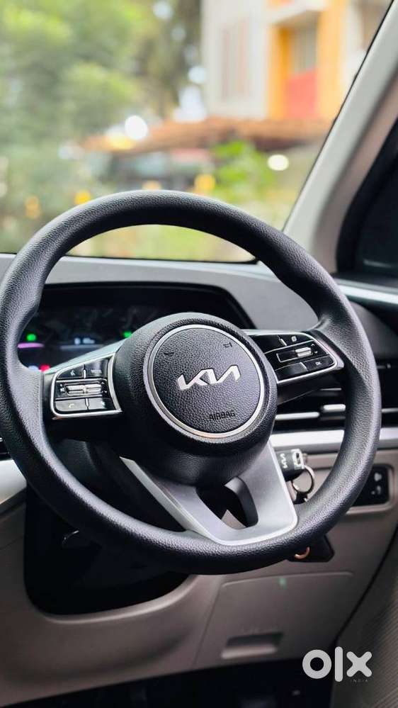 Kia Carens 1.4 Prestige 7 Str, 2022, Petrol