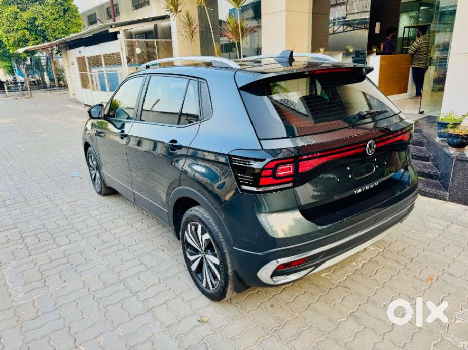 Volkswagen Taigun 1.0 Tsi Highline At, 2022, Petrol
