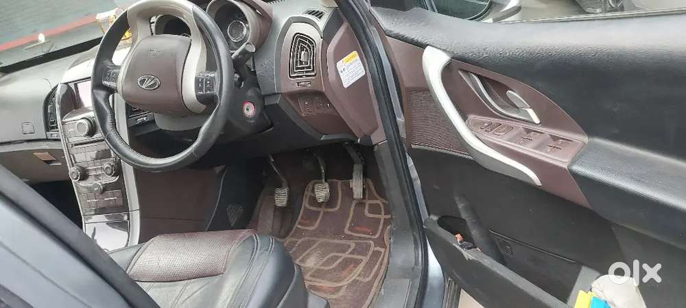 Mahindra Xuv500 2014 Diesel 82000 Km Driven