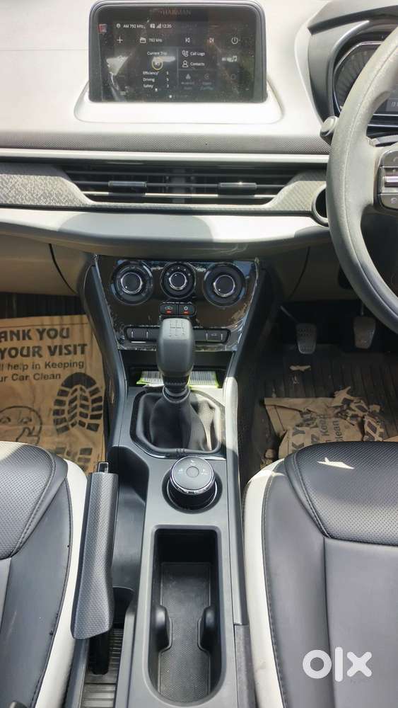Tata Nexon Smart Plus S 1.2 Revotron Petrol 5 Mt, 2025, Petrol