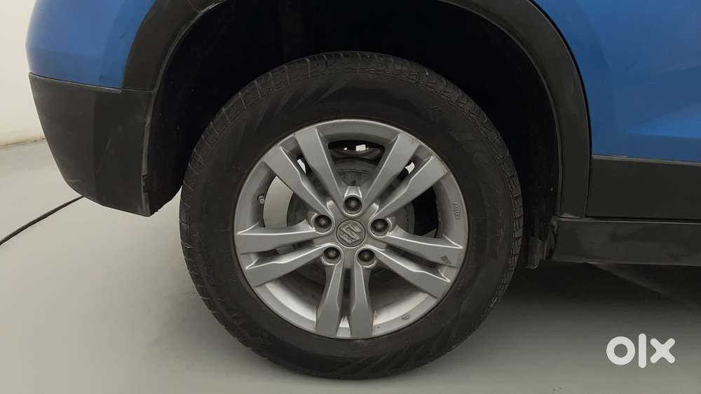 Maruti Suzuki Vitara Brezza Zdi+ Dual Tone Mt, 2016, Diesel