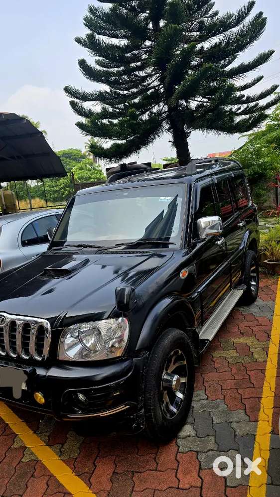 Mahindra Scorpio 2006