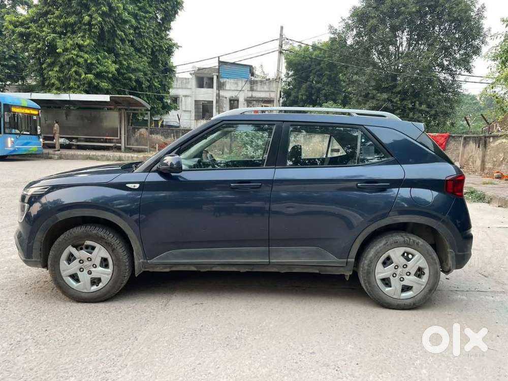 Hyundai Venue S 1.2 Petrol, 2021, Petrol