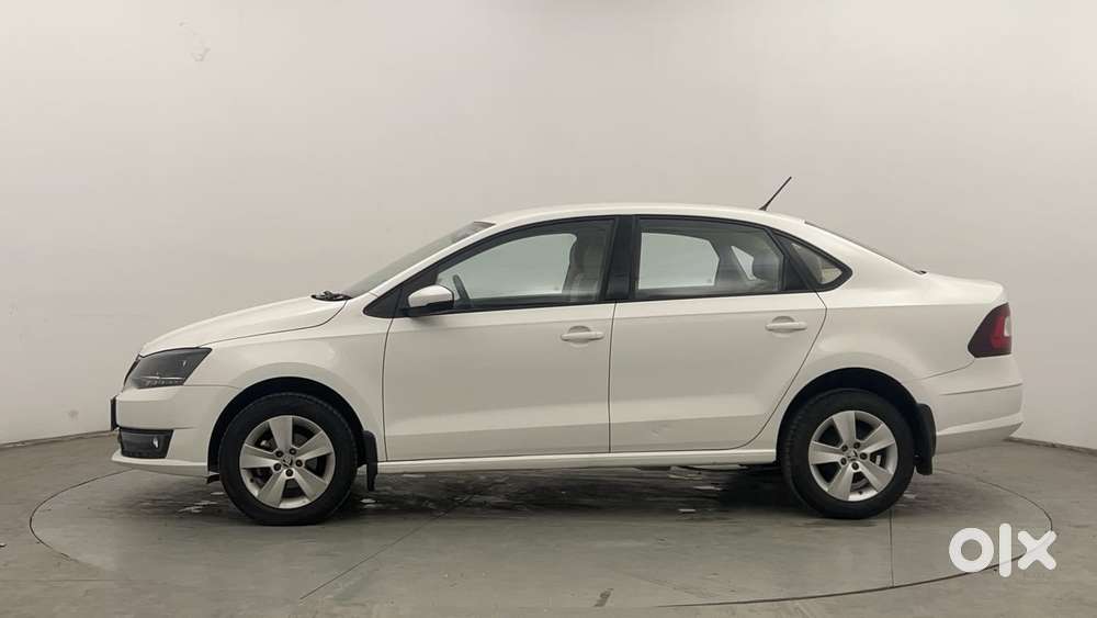 Skoda Rapid 1.0 Ambition Tsi, 2021, Petrol