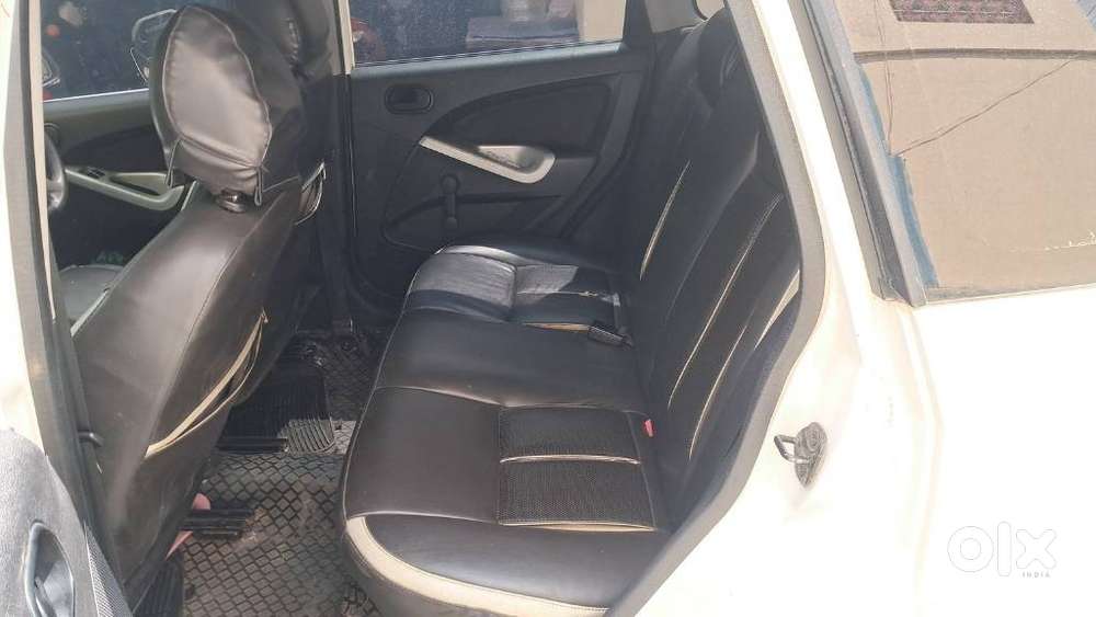 Ford Figo 2012-2015 Diesel Titanium, 2011, Diesel