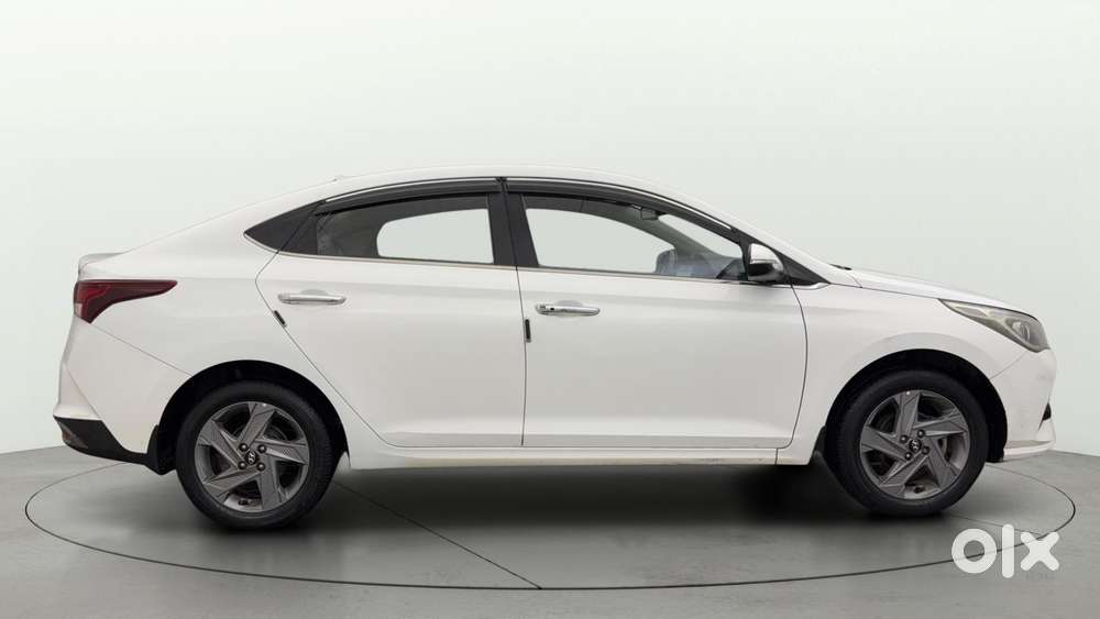 Hyundai Verna 1.5 Sx Vtvt Ivt, 2020, Petrol